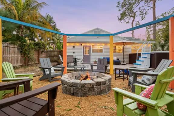 Beaches*Htd Pool*Fireplace*Fire Pit*Lewis Park